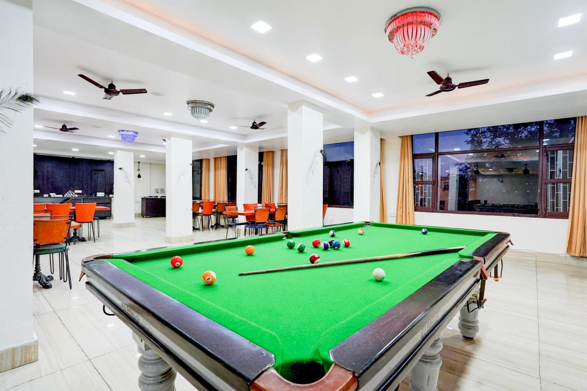 Super Townhouse Mall Road Near Library Chowk Masuri Exterior foto