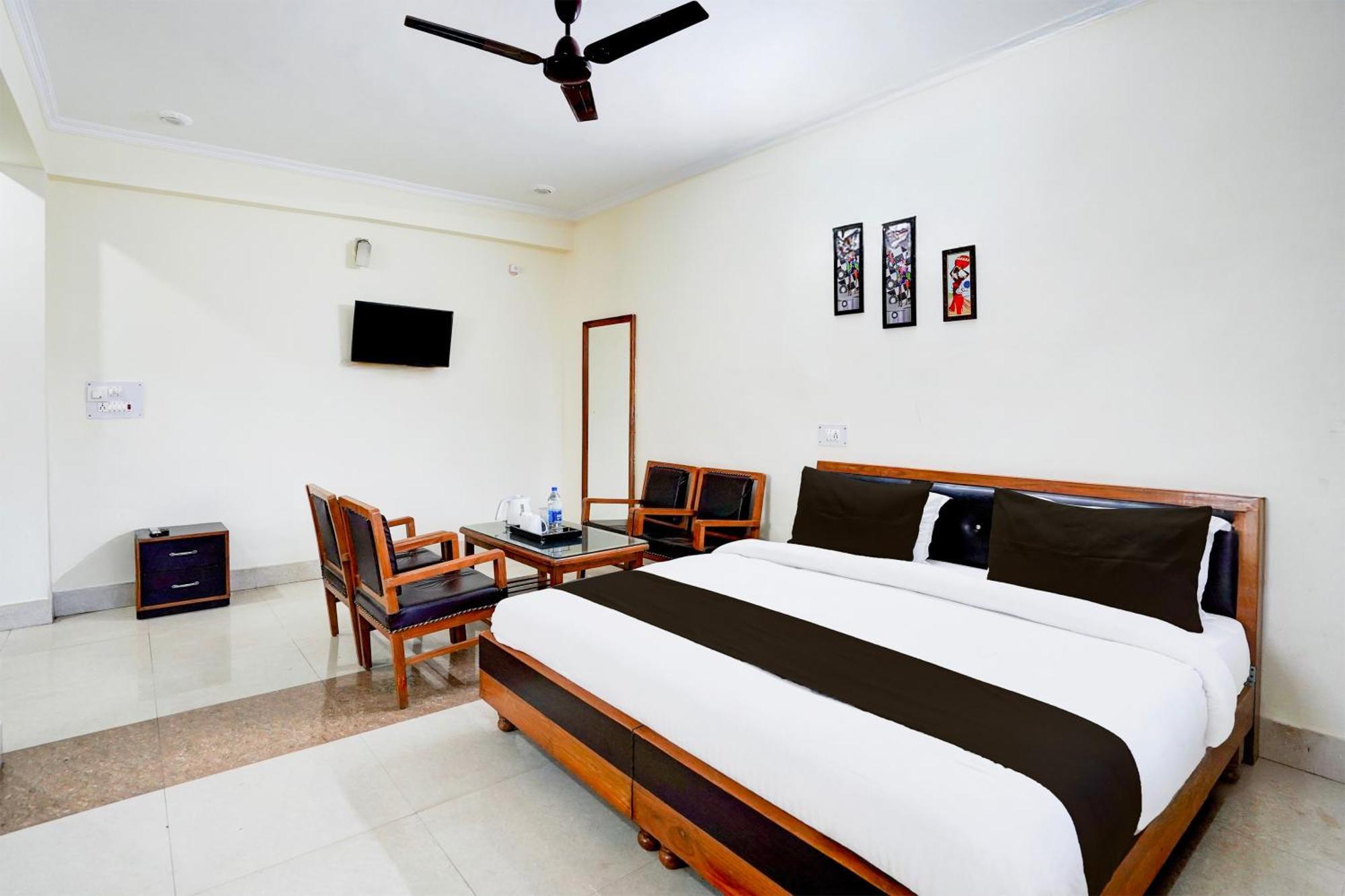Super Townhouse Mall Road Near Library Chowk Masuri Exterior foto